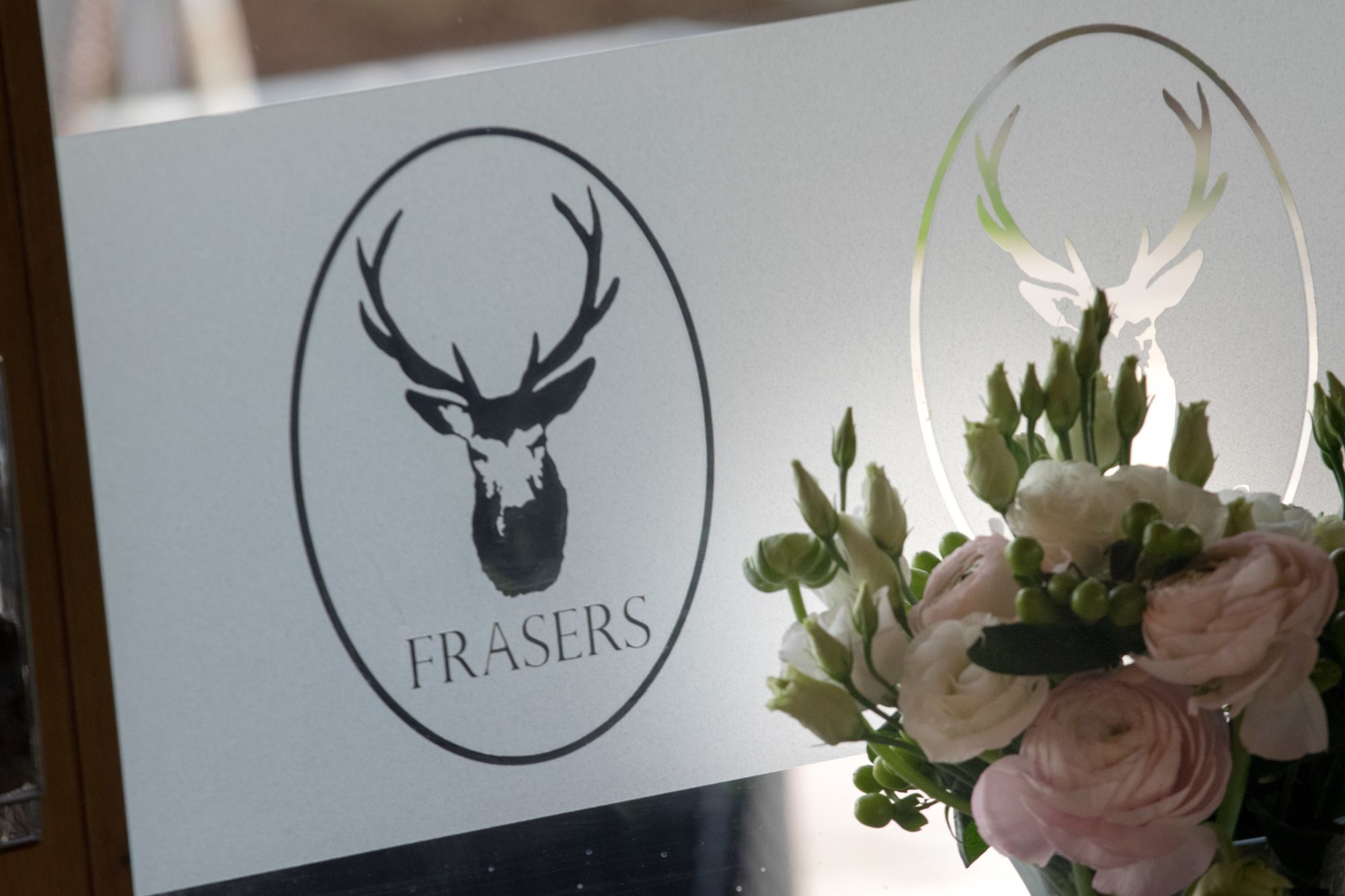 Frasers At Coldharbour Farm Hotel Egerton  Екстериор снимка